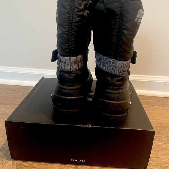 Sorel Snow Boots - Picture 2 of 5